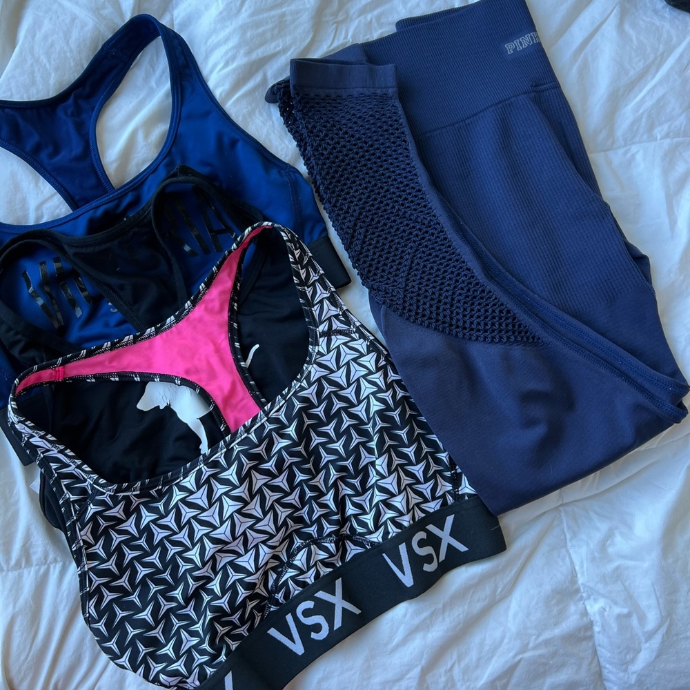 Leggings & 3 tops Victoria’s Secret Pink set